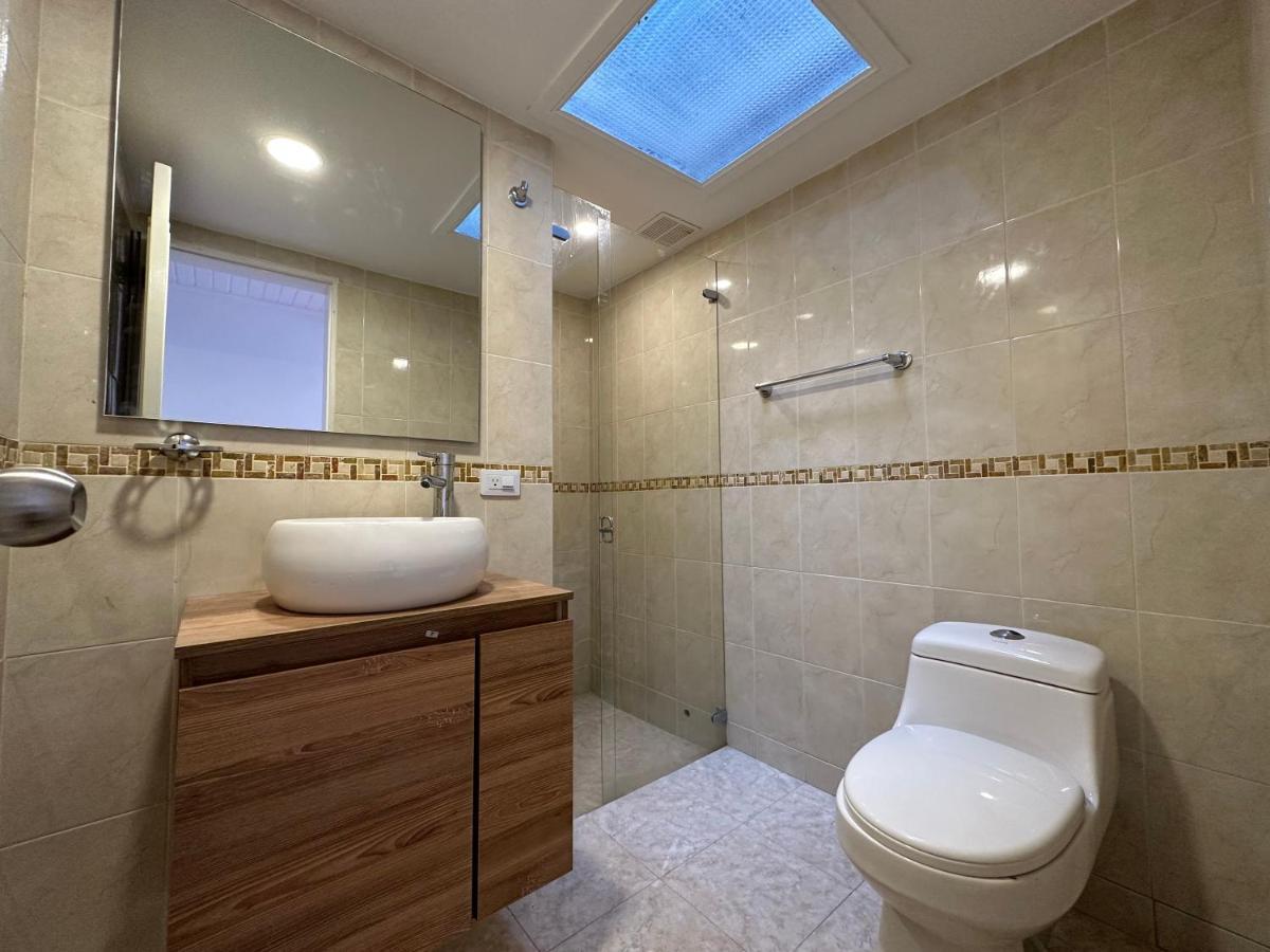 One Fourteen Rooms Bogota Ngoại thất bức ảnh